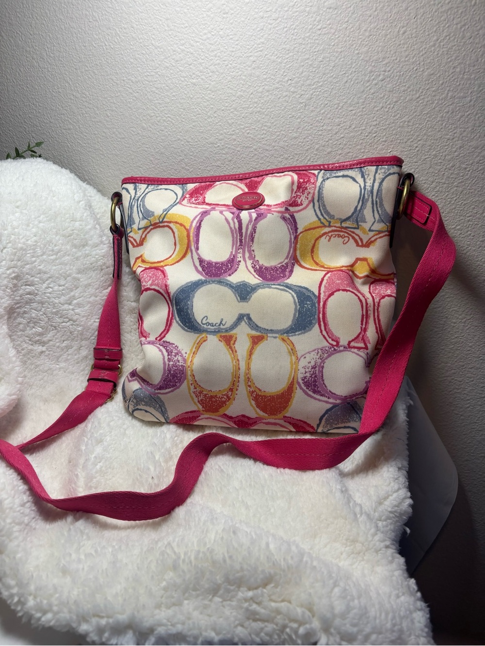 ✨ COACH Vintage Scribble Multicolor Signature Canvas Crossbody‎ Bag ✨
